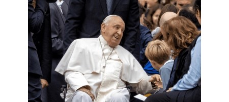 Mons. García Cuerva: 'Se nos murió el padre de todos'
